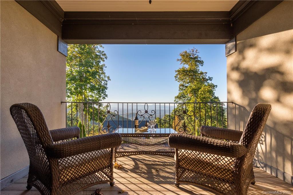 Reynolds Mountain - Residential