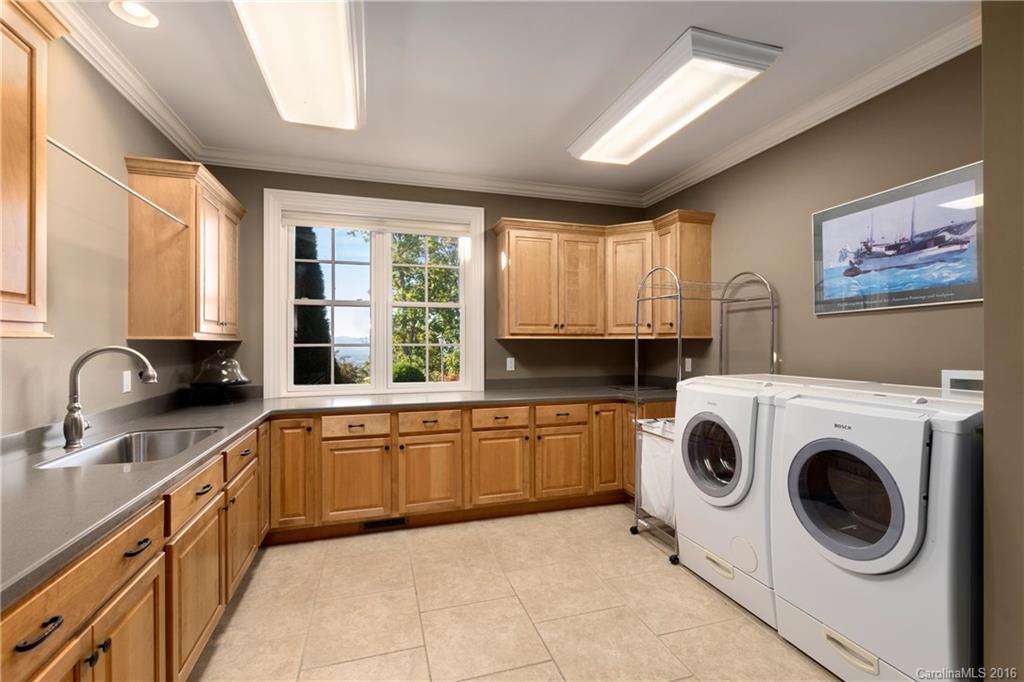 Reynolds Mountain - Residential