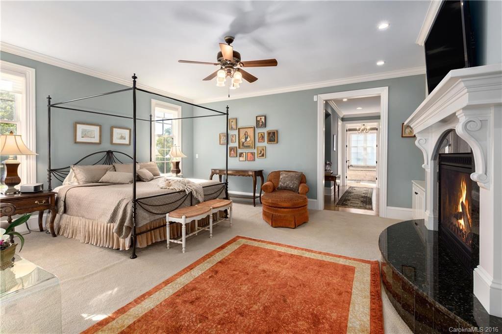 Reynolds Mountain - Residential