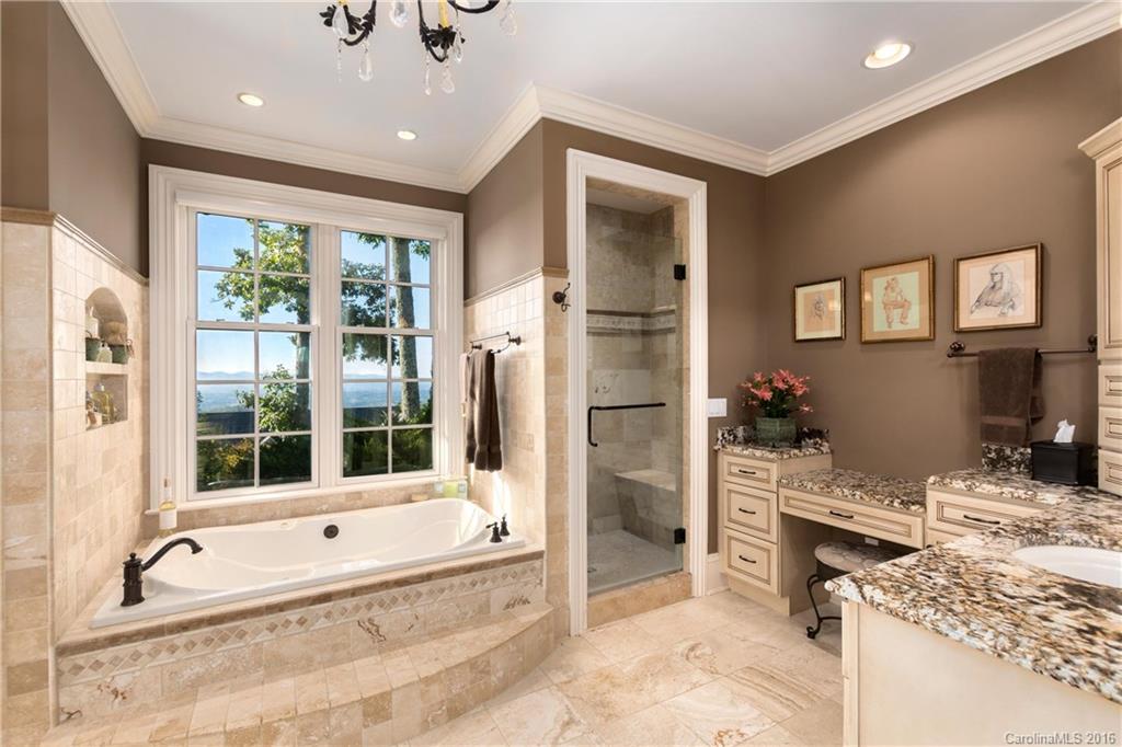 Reynolds Mountain - Residential