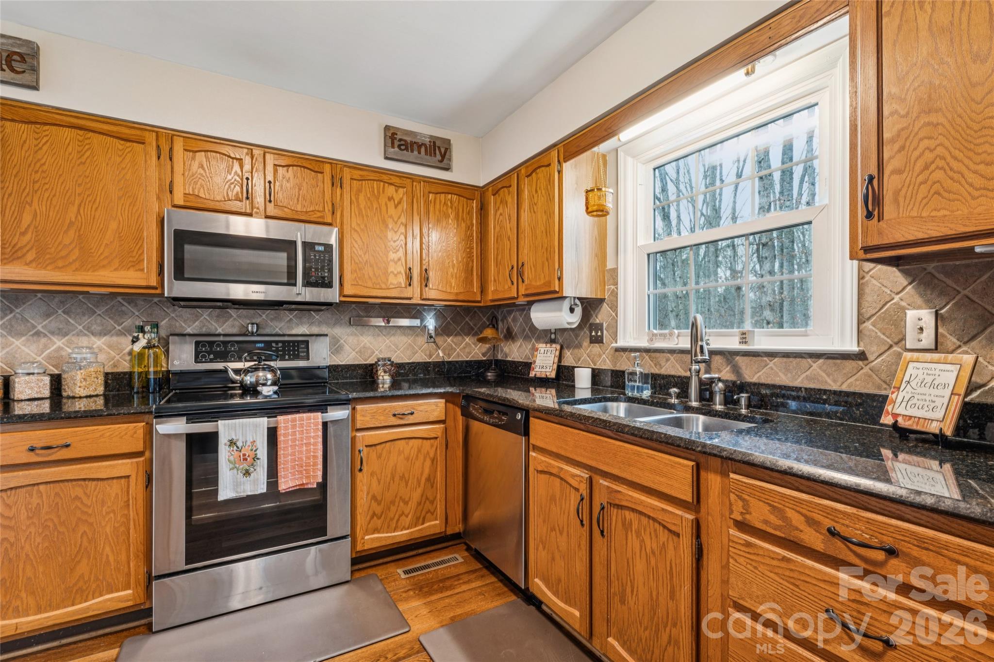 Bridge Pointe - Residential