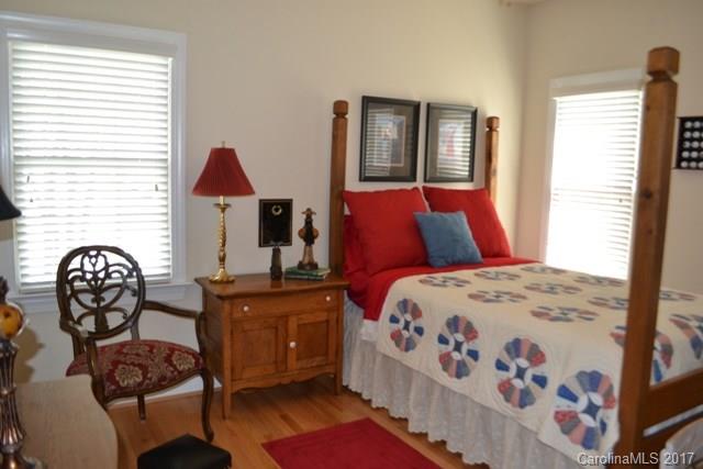 Forest Hills - Residential