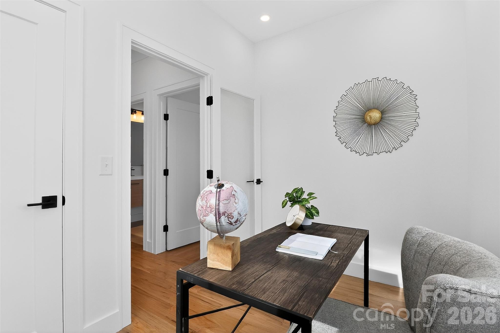 Villa Heights - Residential