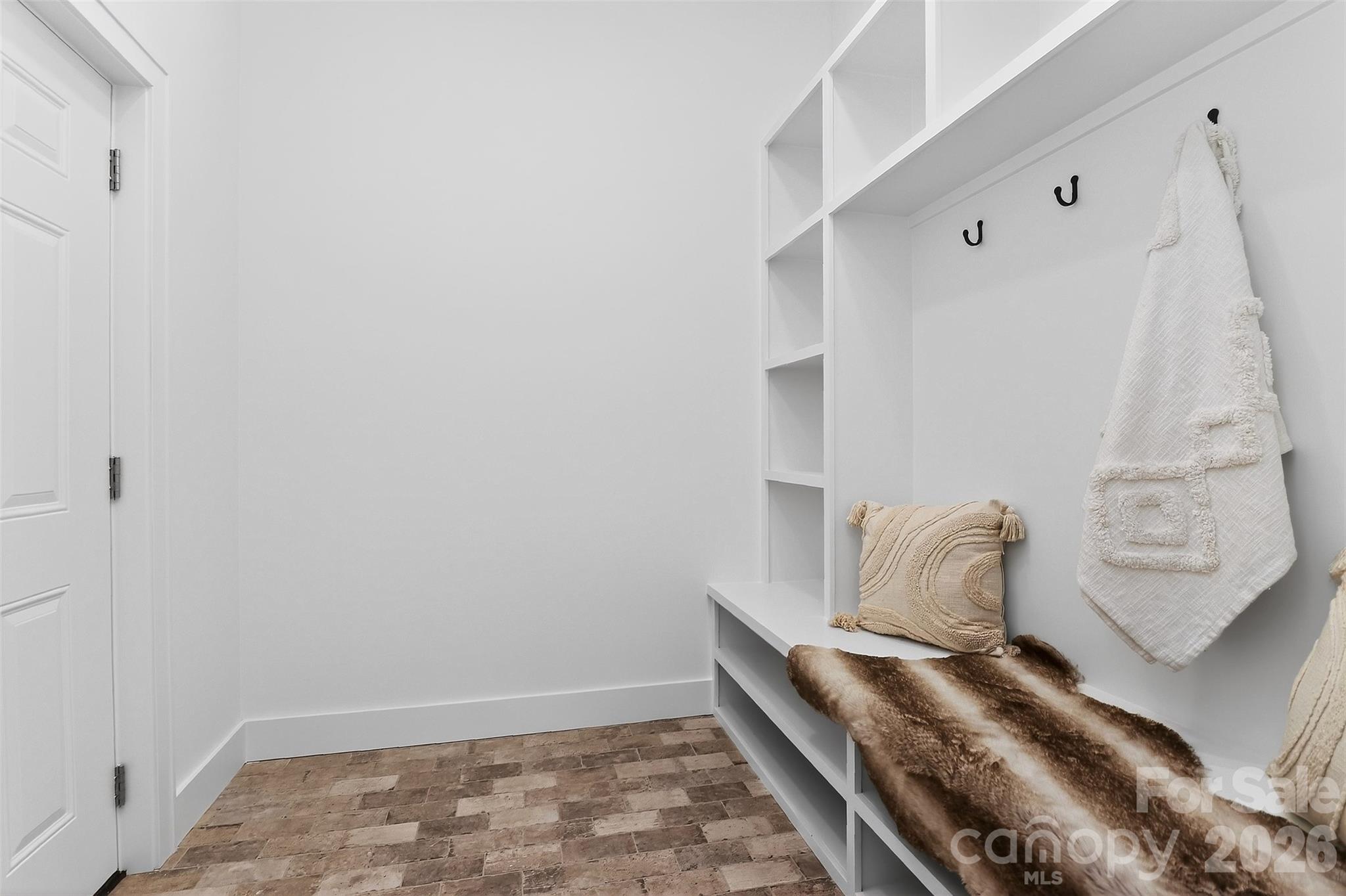 Villa Heights - Residential