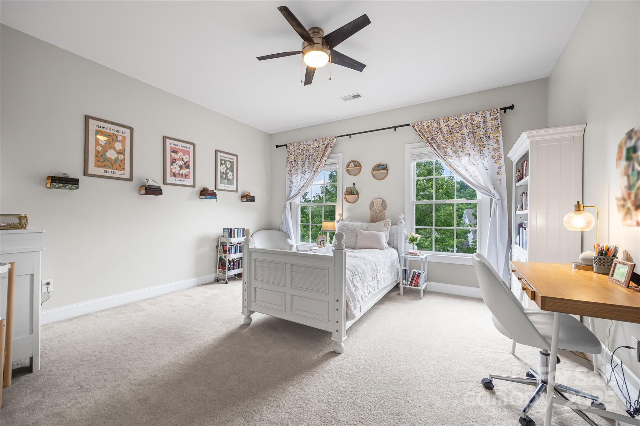 Lake Shore - Residential