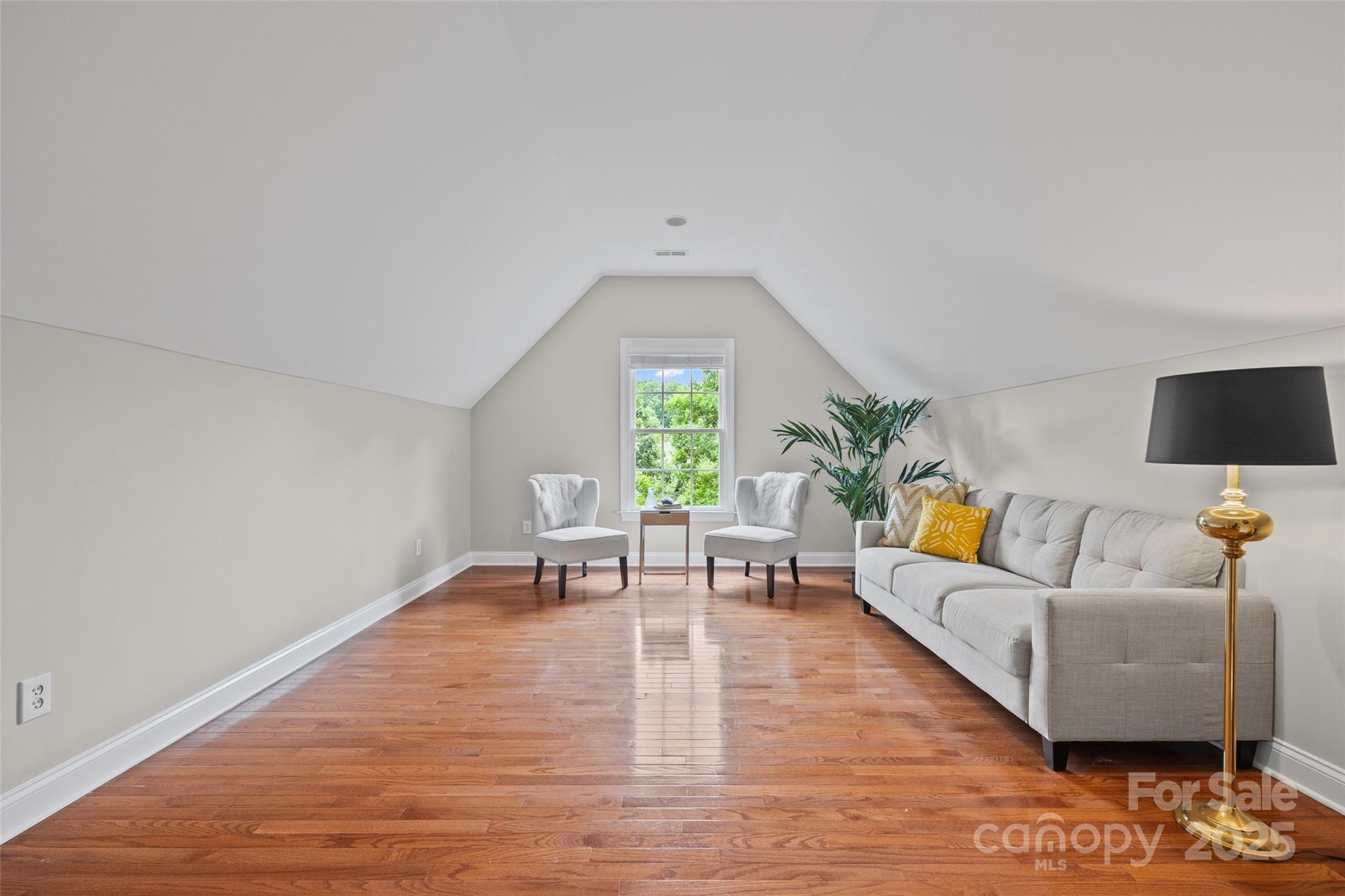 Lake Shore - Residential