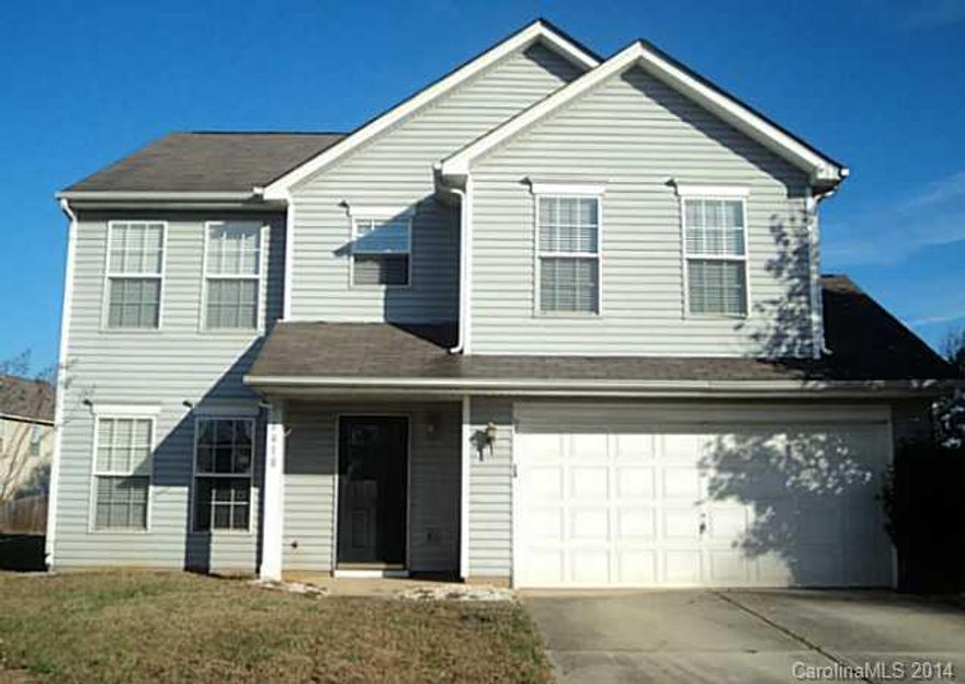 Great open floorplan with formal dining room and lots of space! huge back yard is fenced in. Kitchen features fantastic island and open to Great Room. Upstairs features a loft area in addition to the 4 spacious bedrooms! Master suite is luxurious with spa-like bath and huge closet. Must see!