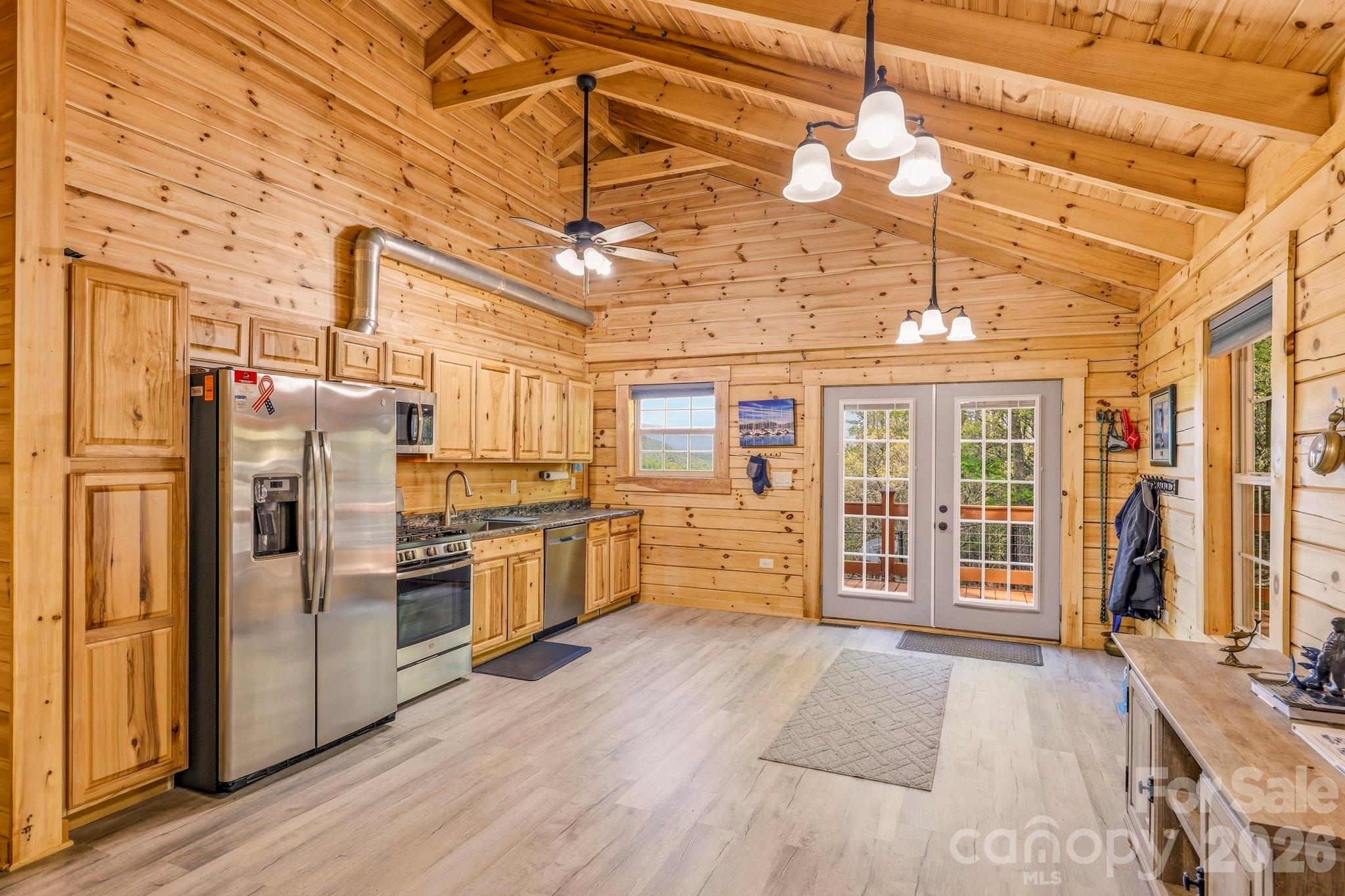 Laurel Mountain Preserve - Residential