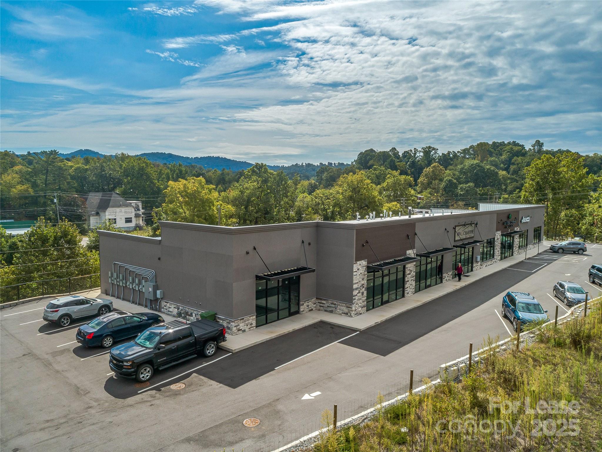 94 Old Beaverdam Creek Road 101