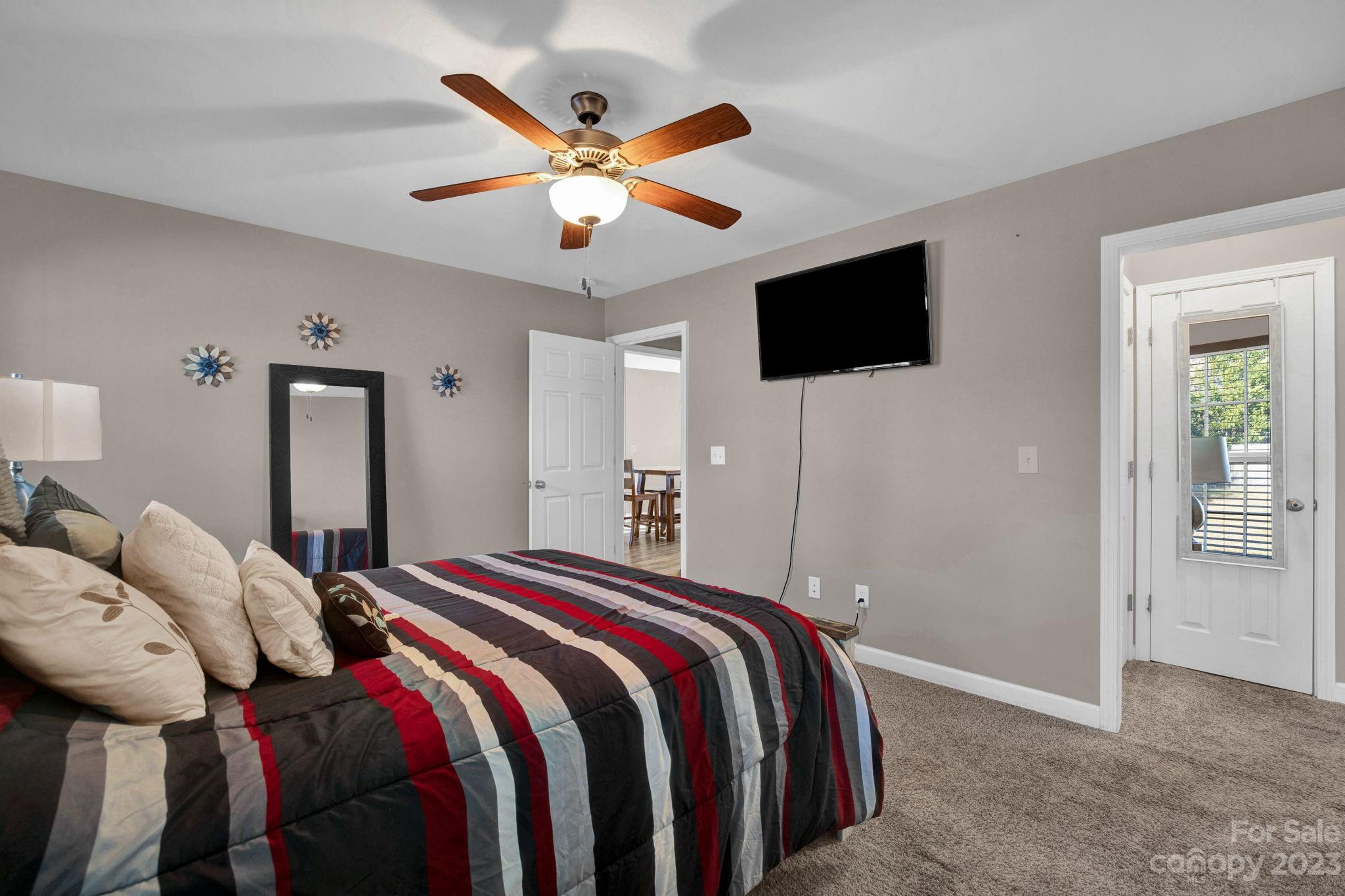 Deer Crossing - Residential