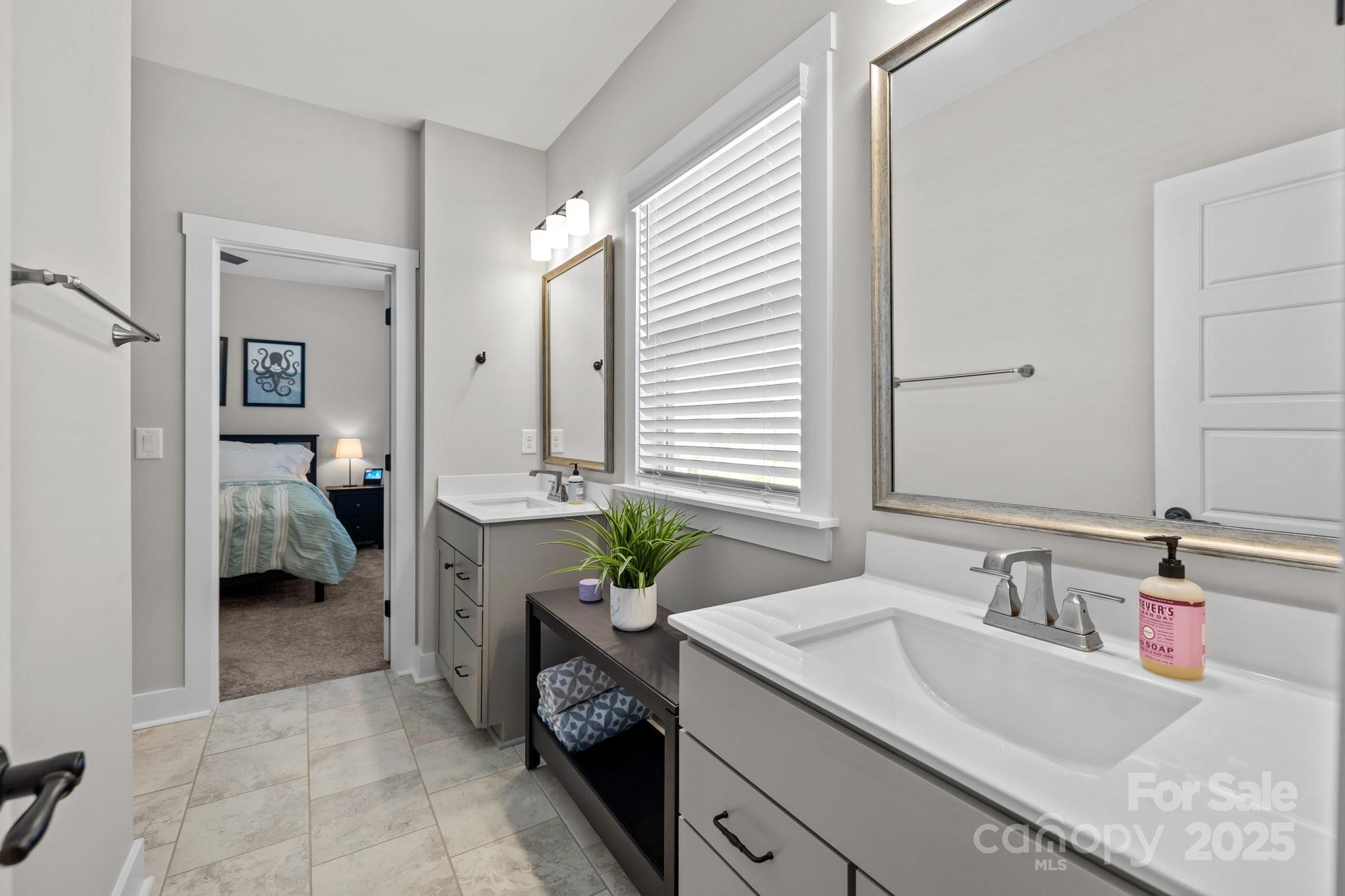 Paddlers Cove - Residential