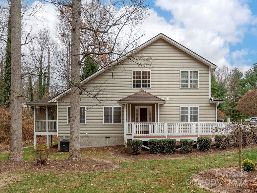 First class hidden jewel just minutes from downtown Hendersonville and the Ecusta Trail. This ready-to -move-in end unit townhome with 2-car garage home offers primary bedroom and bath with large vanity on main level, SS refrigerator, oven/stove, laundry closet and pantry. The 2-story Living Room/Dining area allows for an open and bright ambience, half bath, and screened in porch for bird watching or enjoying nature. Upstairs is open to below and has 2 bedrooms, full bath and loft area for office or extra space. Community offers a pond and gazebo. Close to shopping, dining, and the Ecusta Trail!