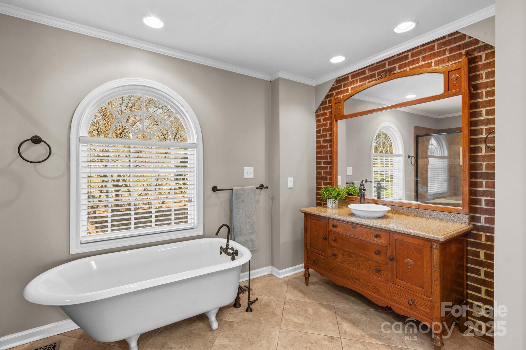 Willow Run - Residential