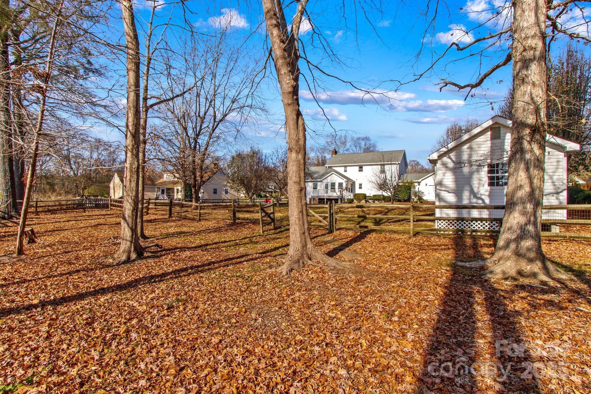 Willow Run - Residential