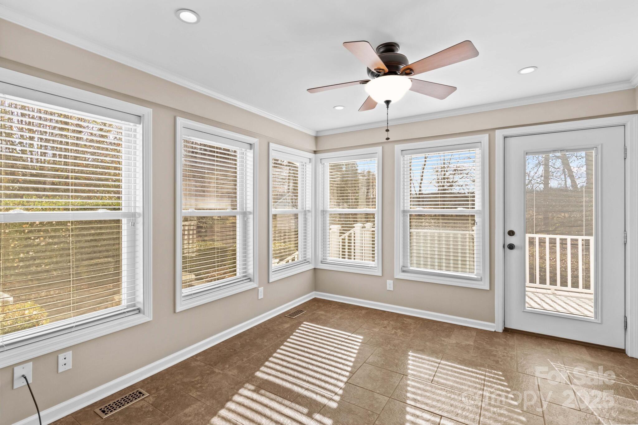 Willow Run - Residential