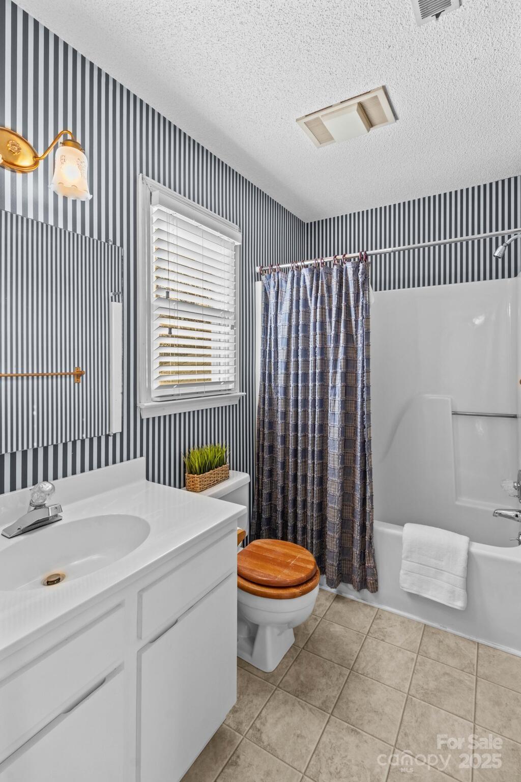 Willow Run - Residential