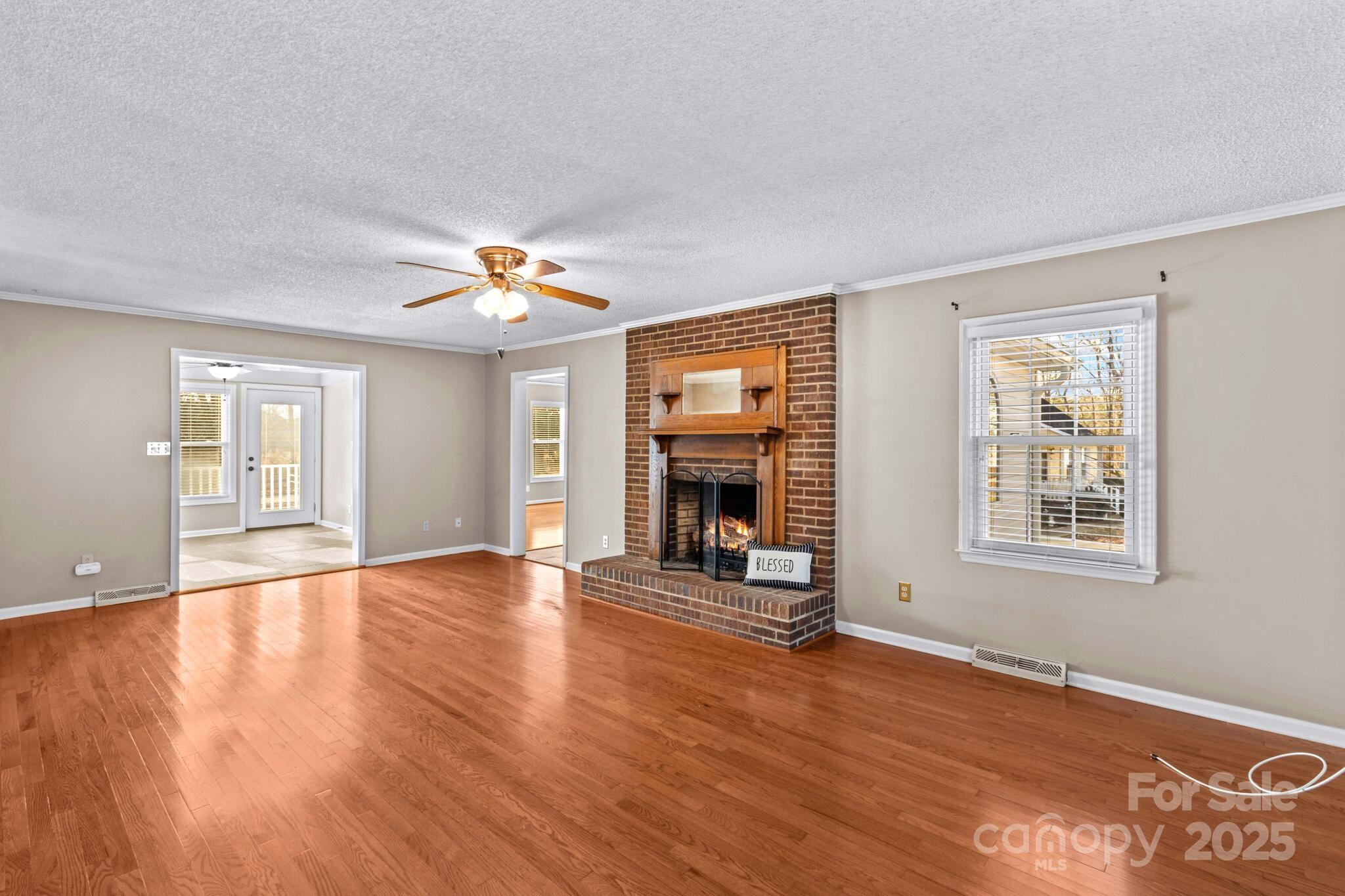Willow Run - Residential