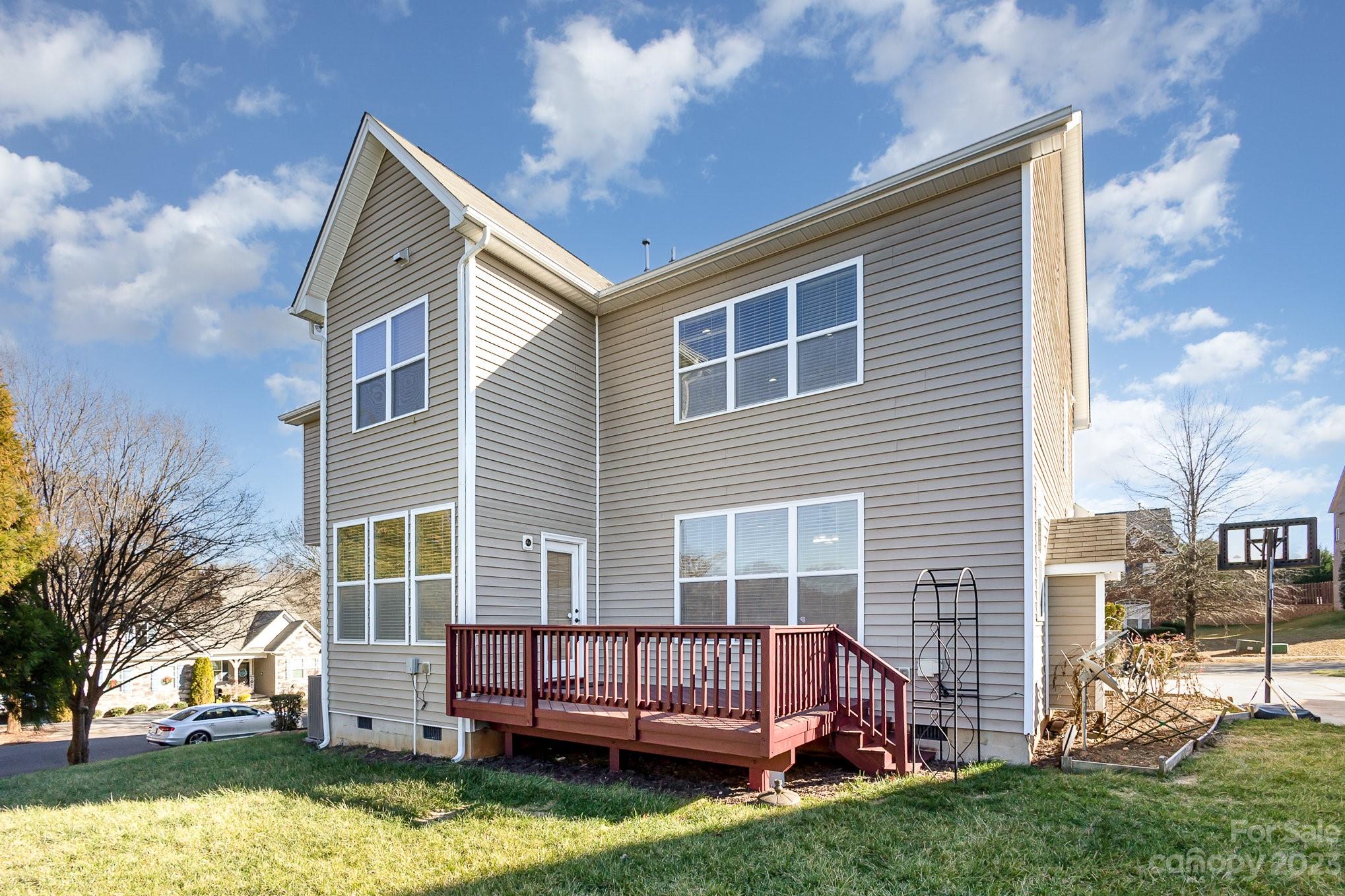 Wellesley - Residential