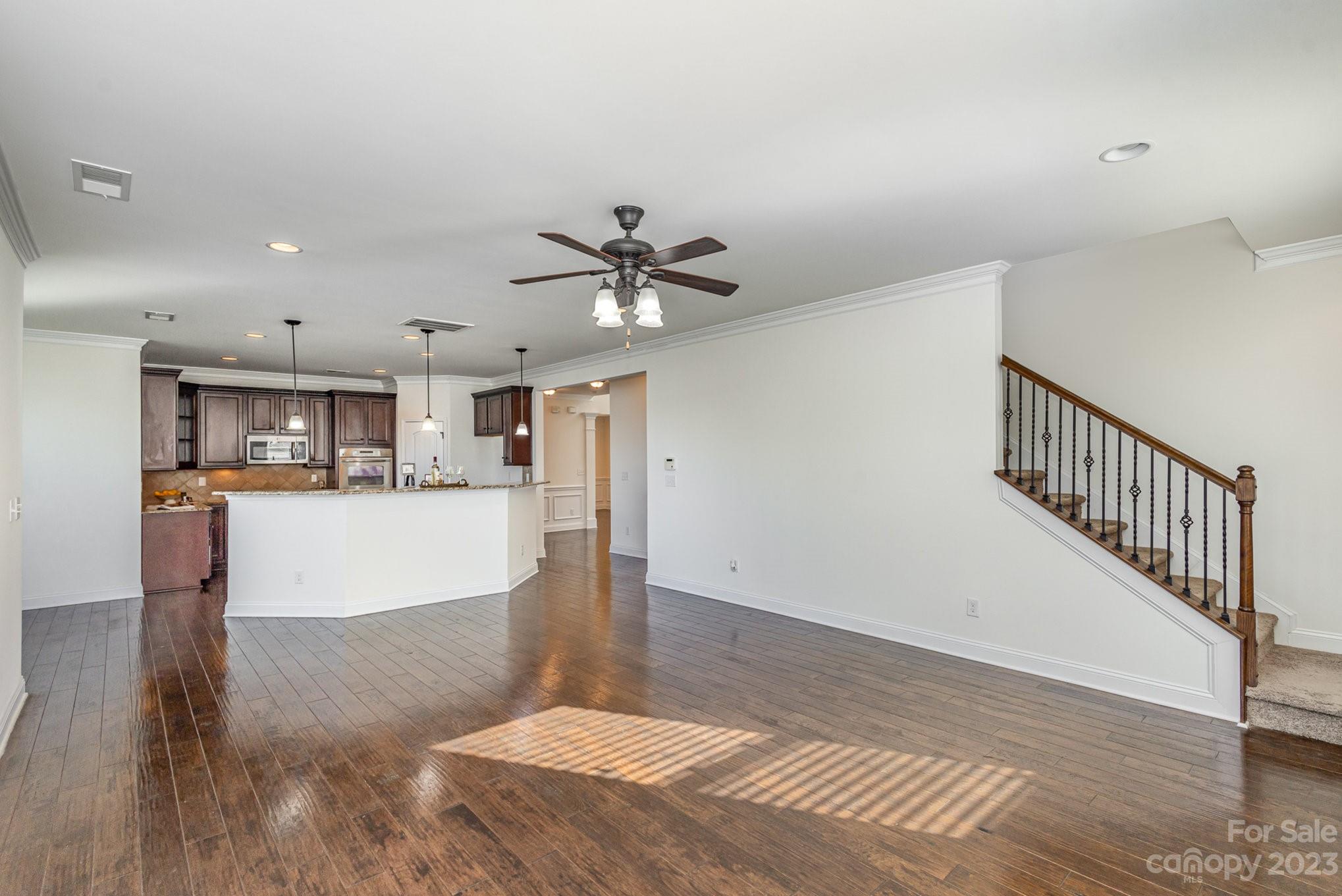 Wellesley - Residential