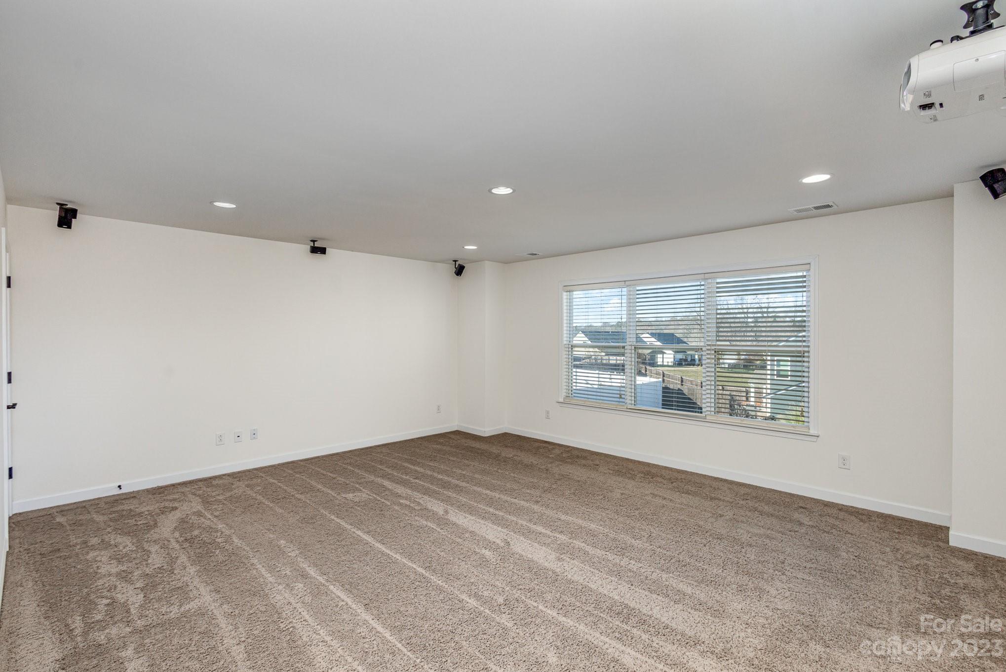 Wellesley - Residential