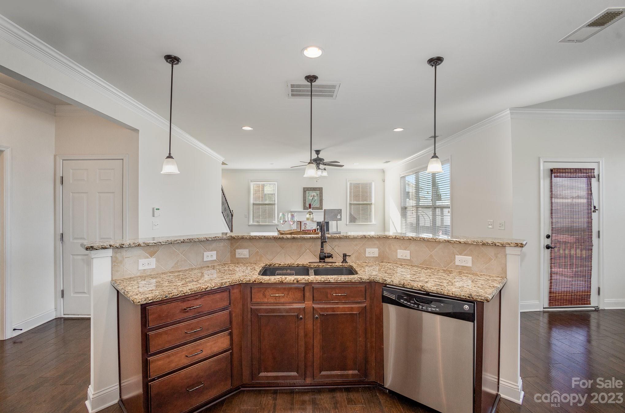 Wellesley - Residential