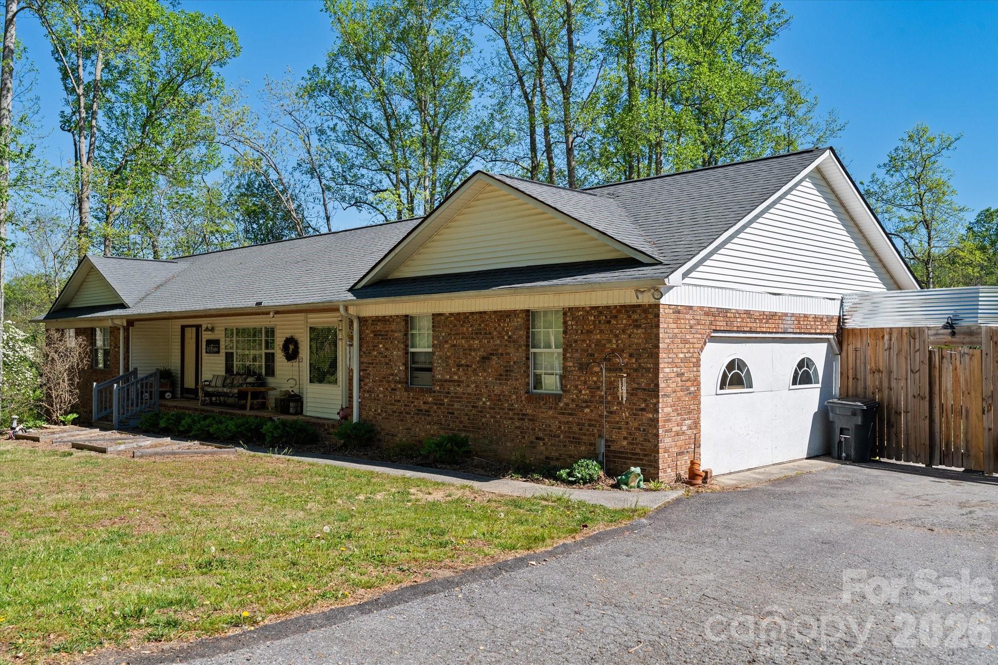 Hunters Glen - Residential