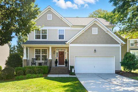1618 Ballwood Court Charlotte NC 28227