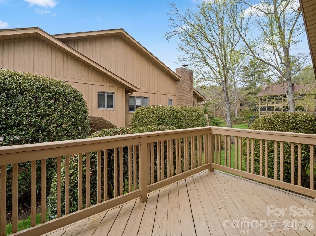 The Oaks - Residential