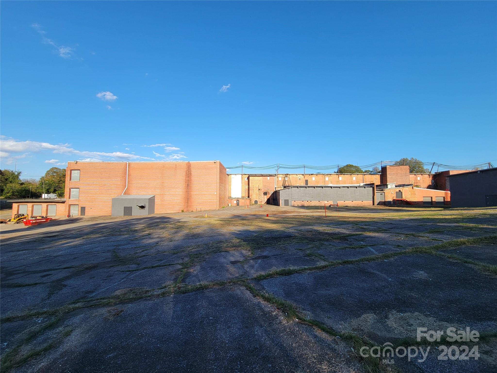 501 N Mountain Street