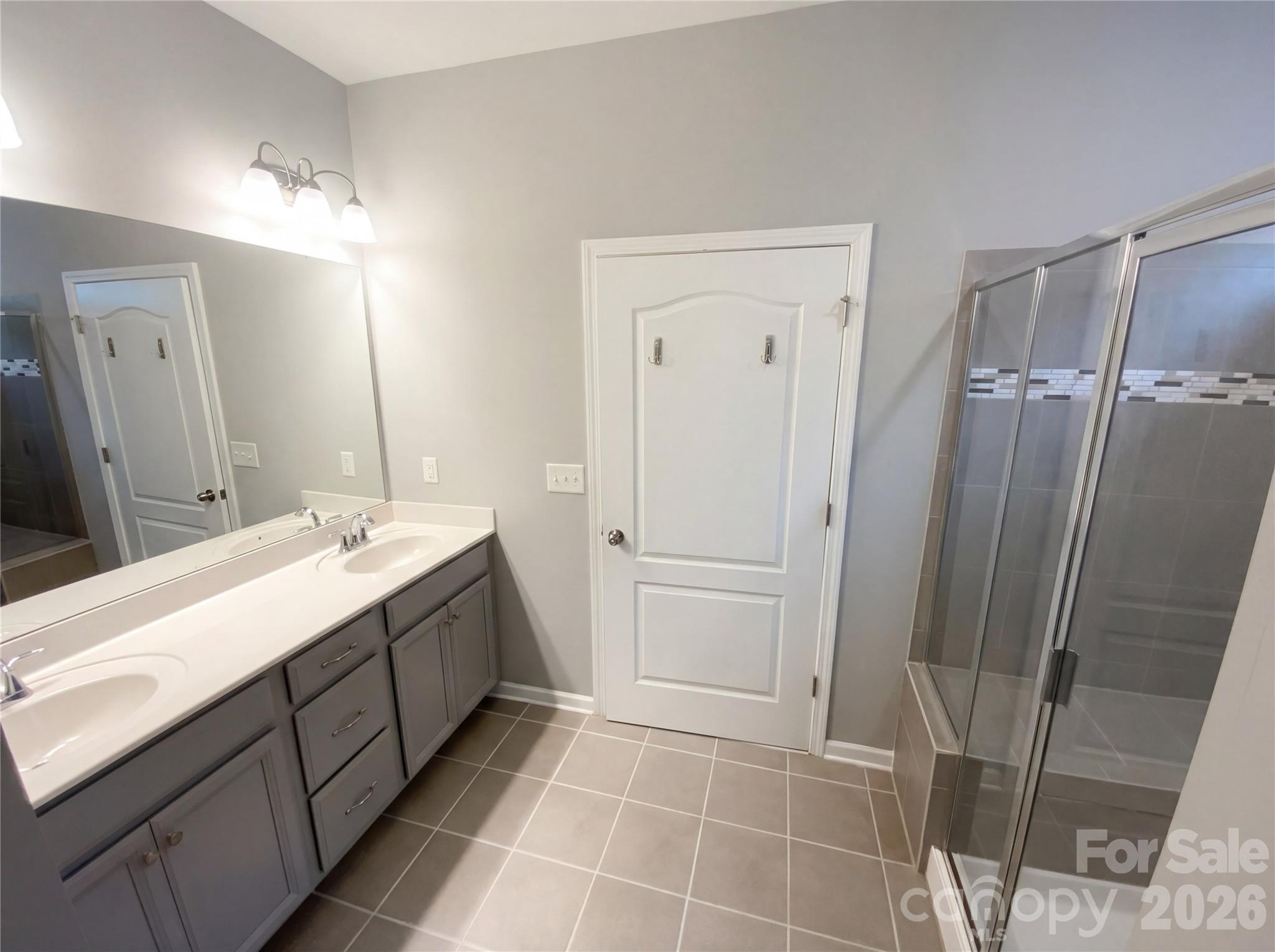 The retreat at Rayfield - Residential