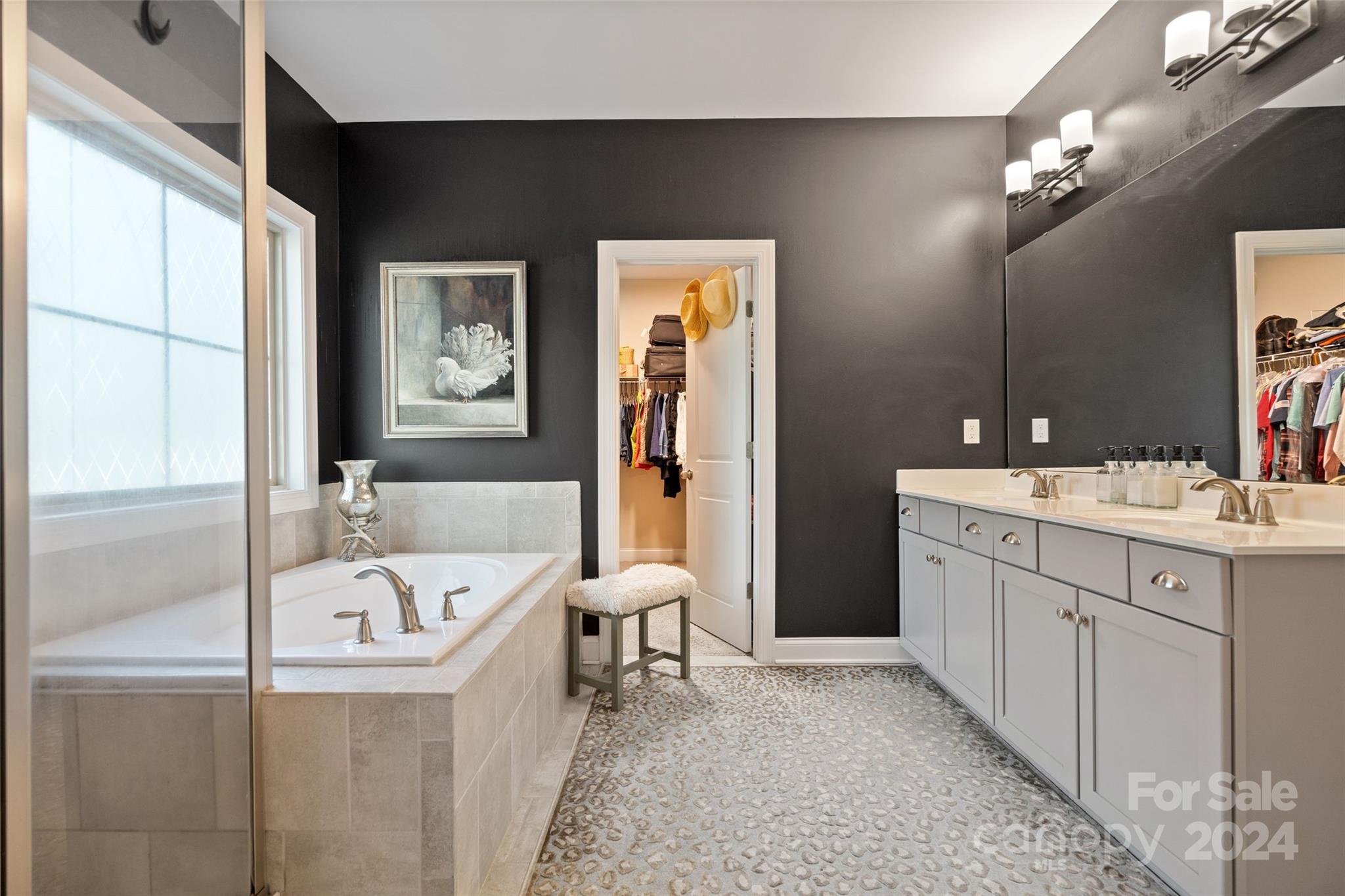 Lauren Pines - Residential