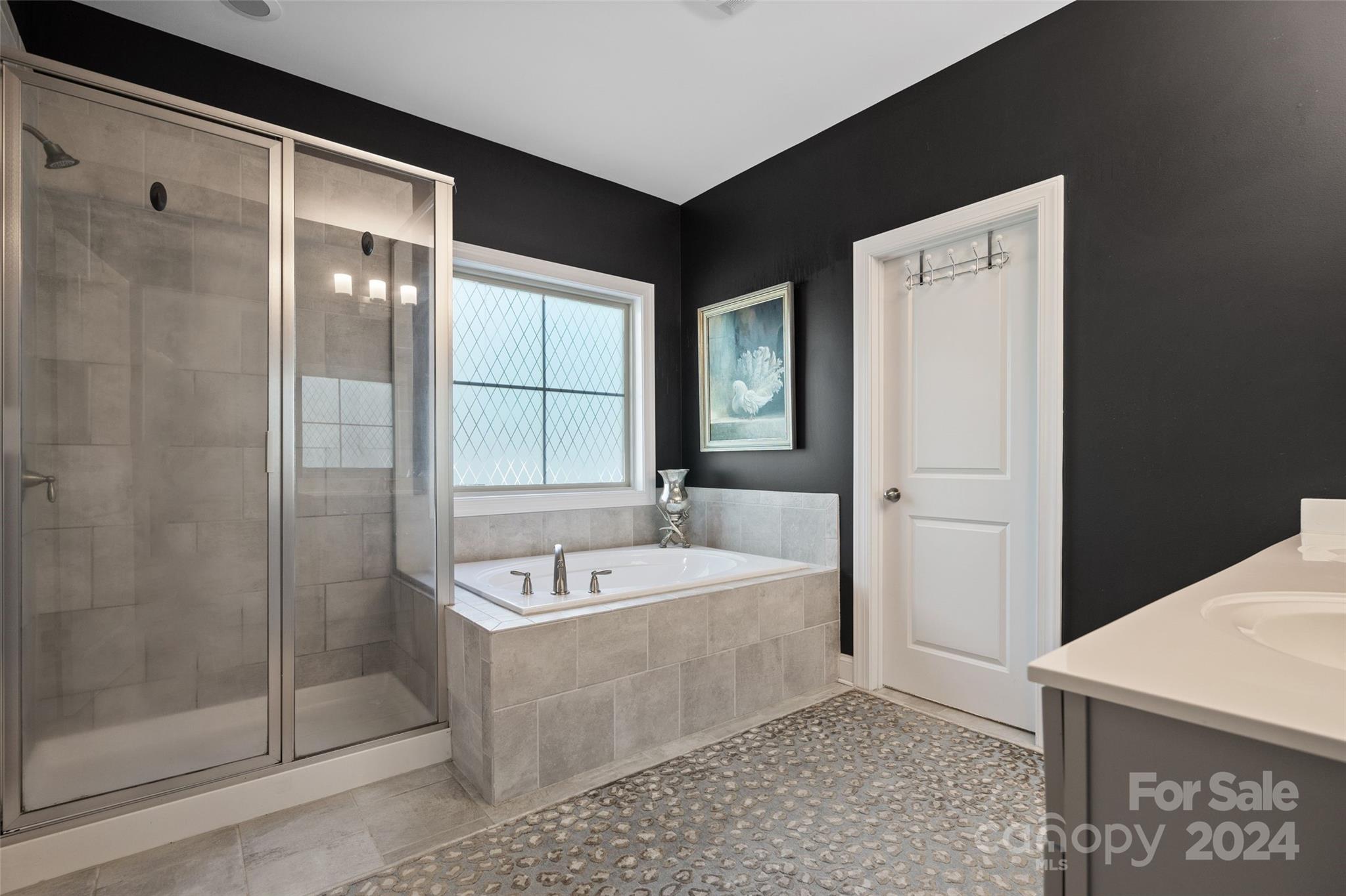 Lauren Pines - Residential