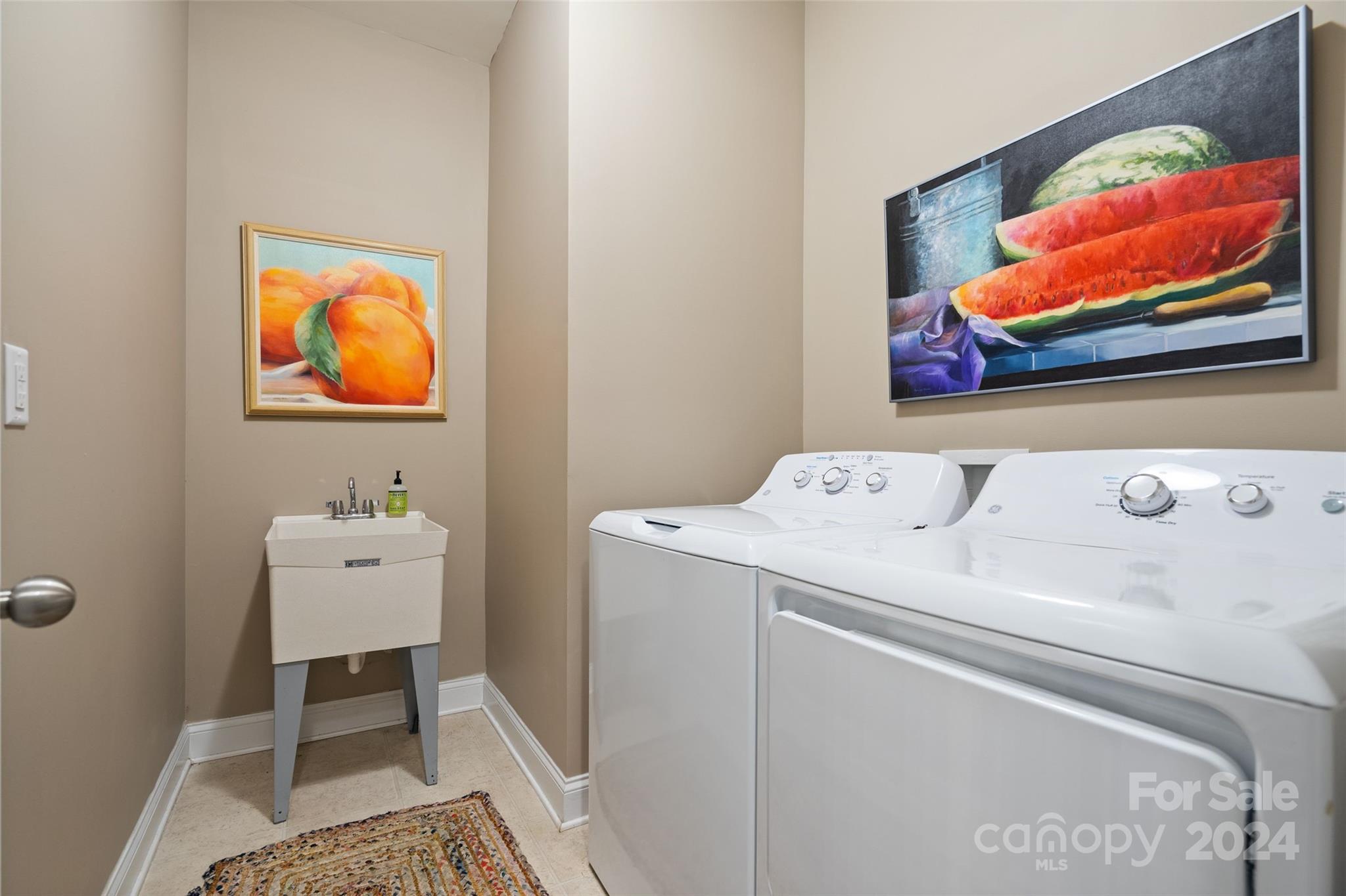 Lauren Pines - Residential