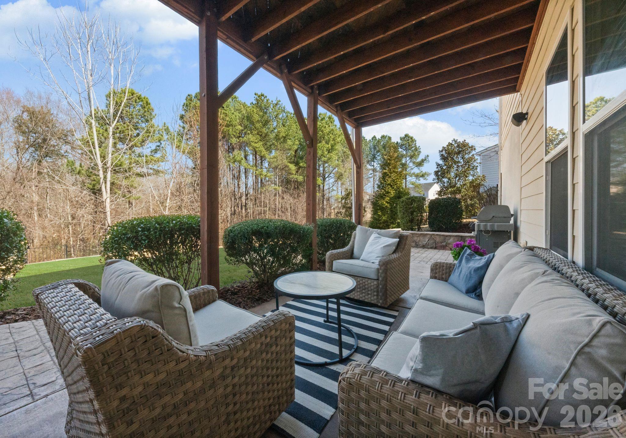 Cobblestone Manor - Residential