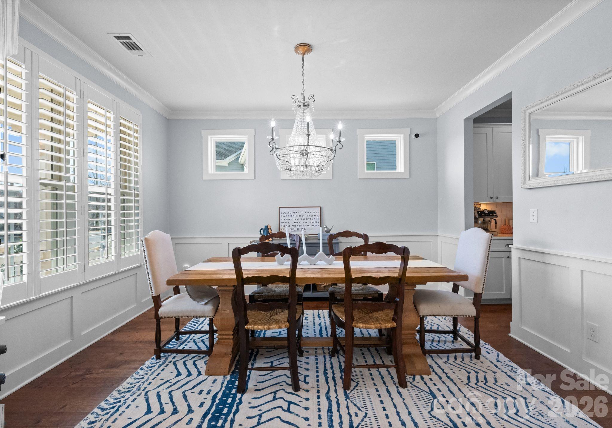 Cobblestone Manor - Residential