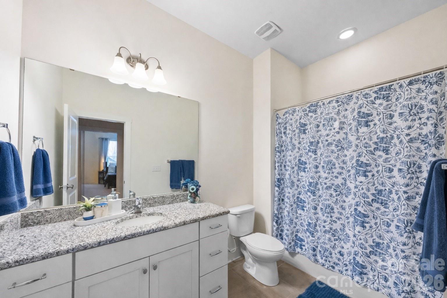 Cobblestone Manor - Residential