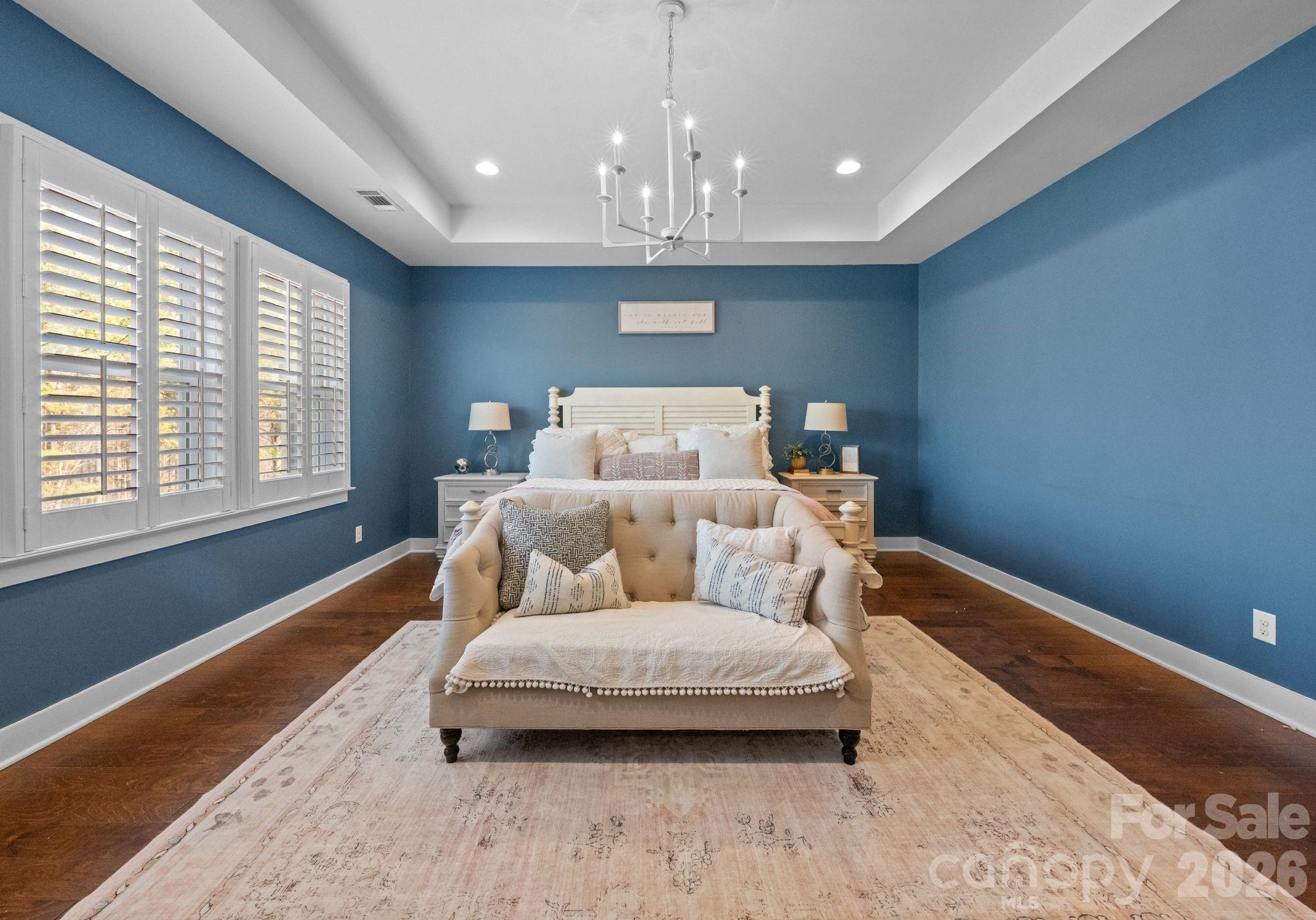 Cobblestone Manor - Residential