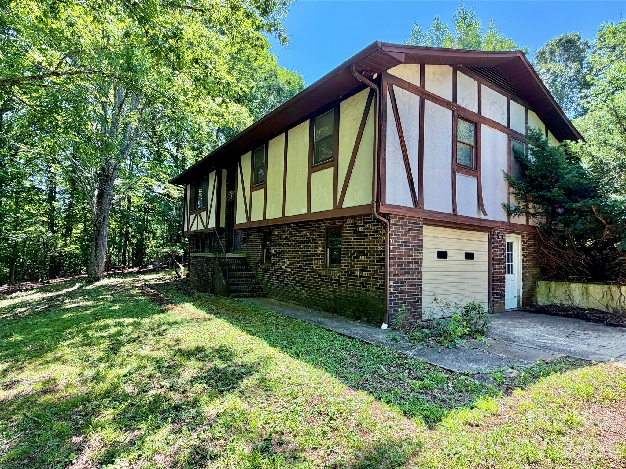 185 Dulaney Drive