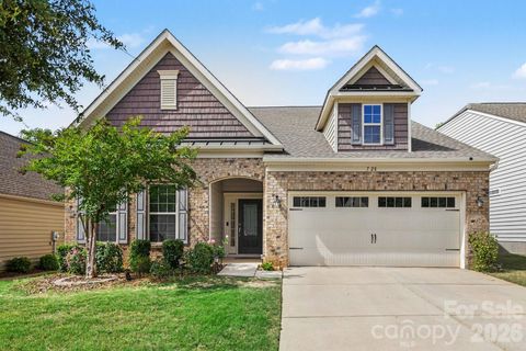 Photo of 728 Bearcamp Way, Fort Mill, SC 29715 (MLS # 4378288)