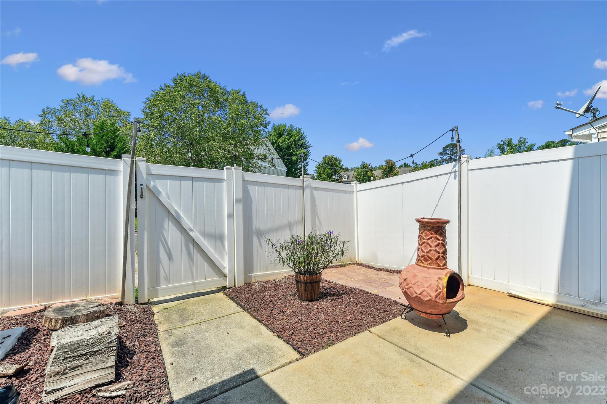 Almond Glen - Residential