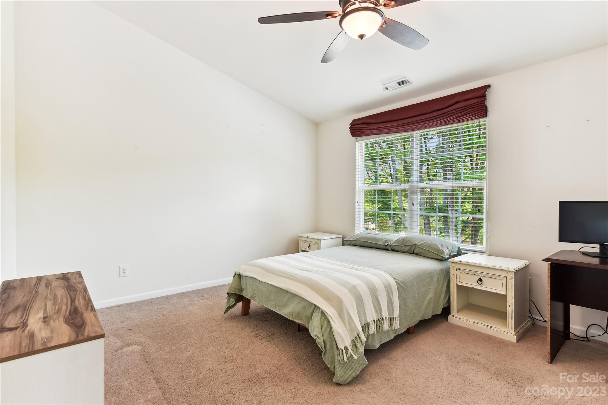 Almond Glen - Residential