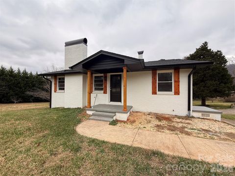 Photo of 6229 Mountain Grove Road, Hickory, NC 28602 (MLS # 4340145)