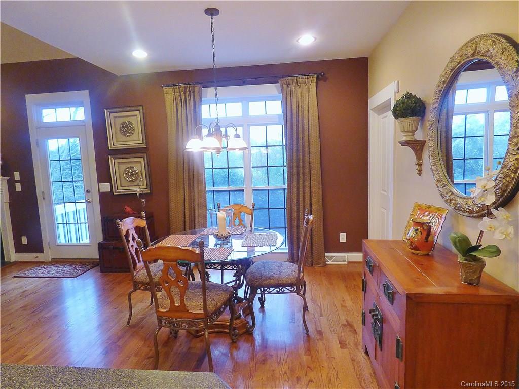 Lake Shore - Residential