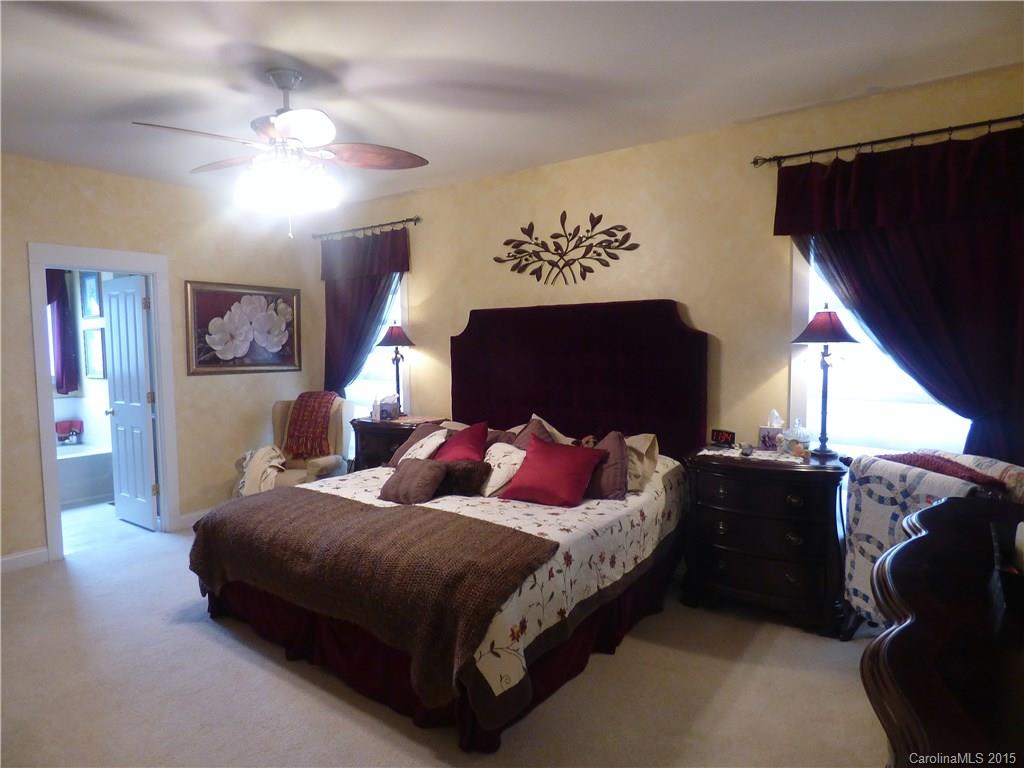 Lake Shore - Residential