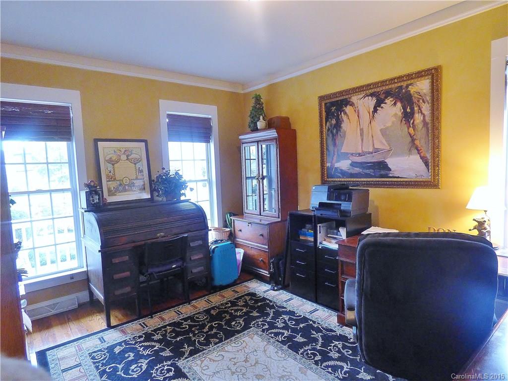 Lake Shore - Residential