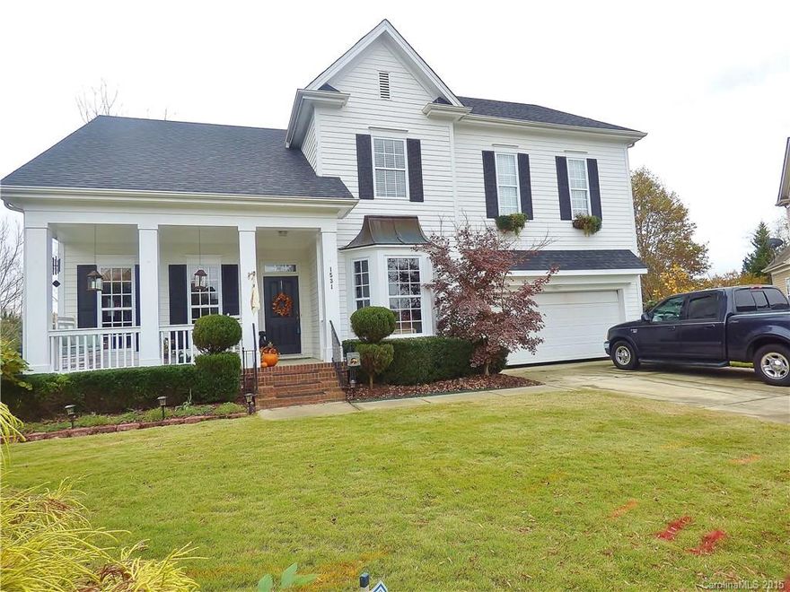 Stunning home on a cul-de-sac*42in cabinets,under cabinet lighting, break bar opens to breakfst rm & great rm, soaring ceilings & flr to ceiling windows for natural light,opens to very private enlarged patio & fenced rear***Lrg
Master bd on main floor, lrg MasterB**Hardwds on main & recessed lighting thruout home**Could be a 6 bed *office could be a study, formal dining rm,lrg bonus room,off 4th bedroom is huge walk in storage rm**storage shed**tanklss wtr htr**new roof*new AC NO HOA