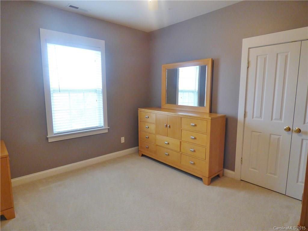 Lake Shore - Residential