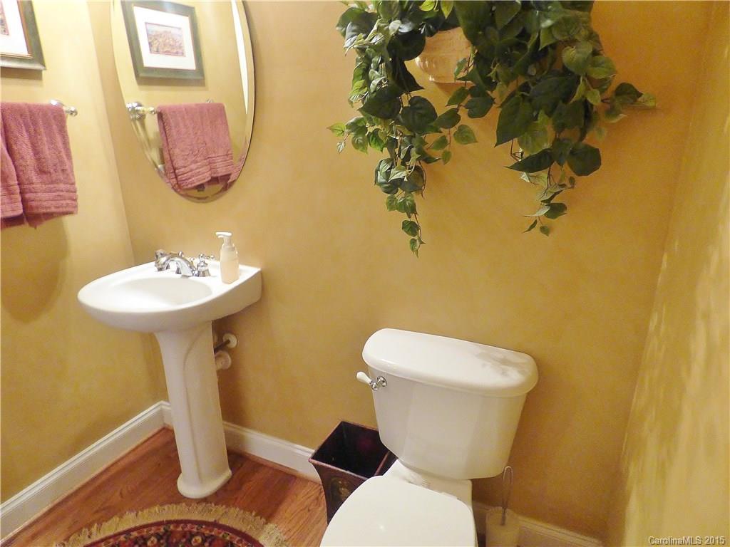 Lake Shore - Residential