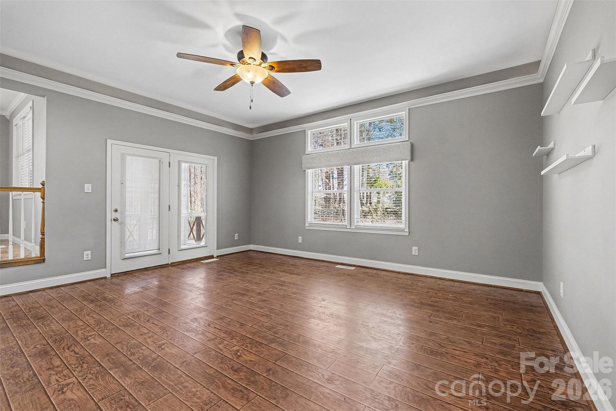 Lake Shore - Residential