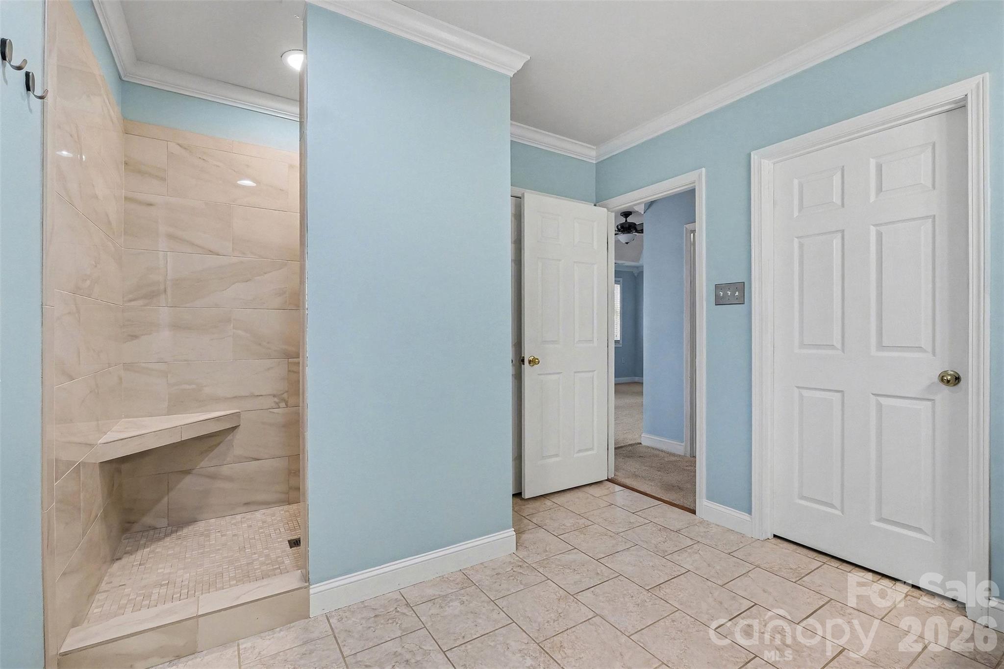 Lake Shore - Residential